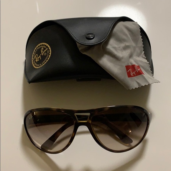 Ray Ban Sunglasses - Picture 1 of 7